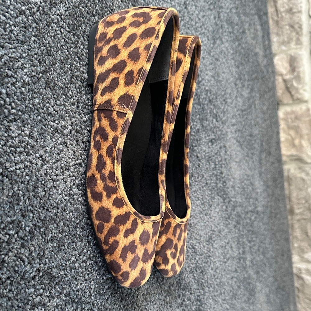 Vionic Animal Print Flats - Picture 2 of 4